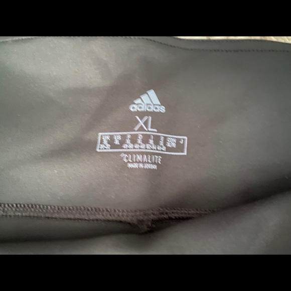 Adidas biker shorts - Picture 3 of 3